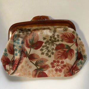 Vintage 1970s Floral Velvet Velveteen Clutch 70s